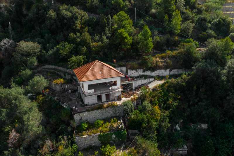 Κατασκευή βίλας 300 τ.μ. στην πόλη Βεντιμίλια.