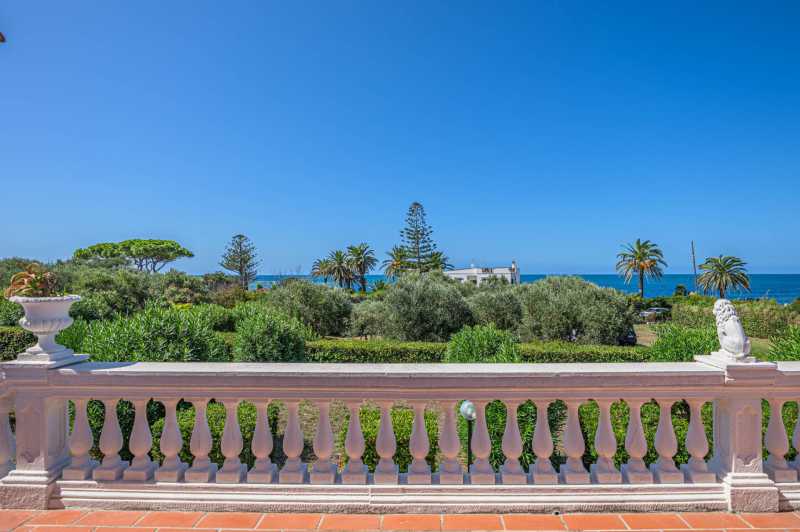 Μοναδική βίλα στη Σάντα Μαρινέλλα