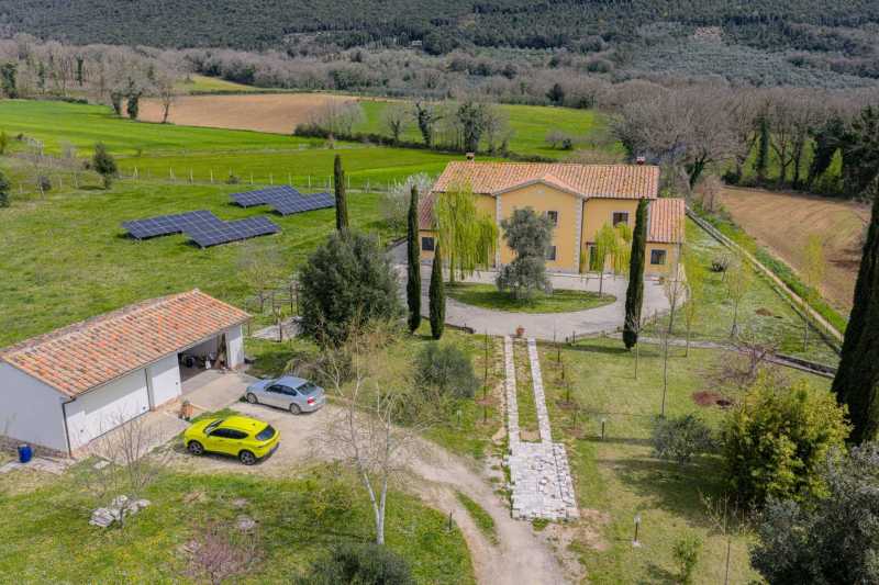 Αισθητική εξοχική έπαυλη στο κέντρο της Ούμπρια