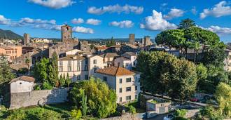 Πολυτελής βίλα στην καρδιά του Βιτέρμπο.