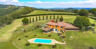 Βίλα προς πώληση στο Τρεβίνιανο Ρομάνο, λίμνη Μπρατσιάνο